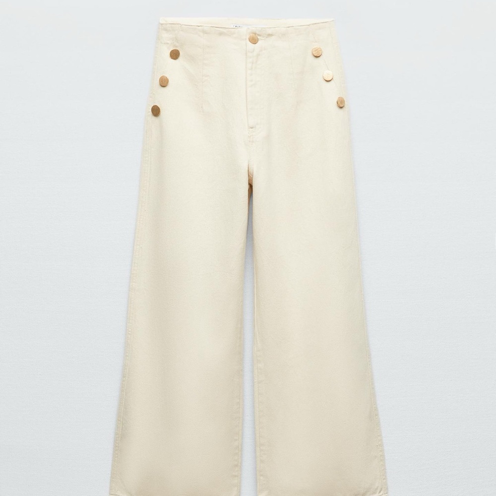 Zara Cropped Cream Jeans